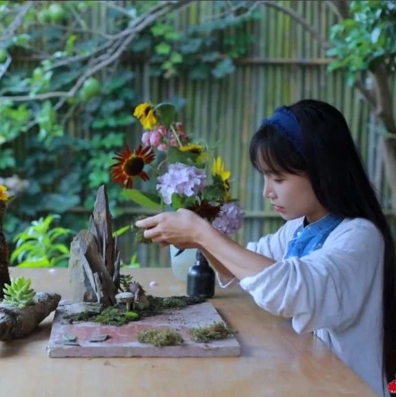 假如李子柒进军花卉行业，成为花艺师呢？