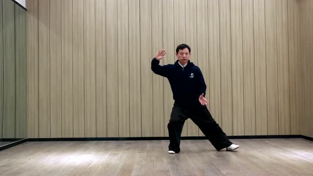 太极拳云手练习.练就缠丝劲