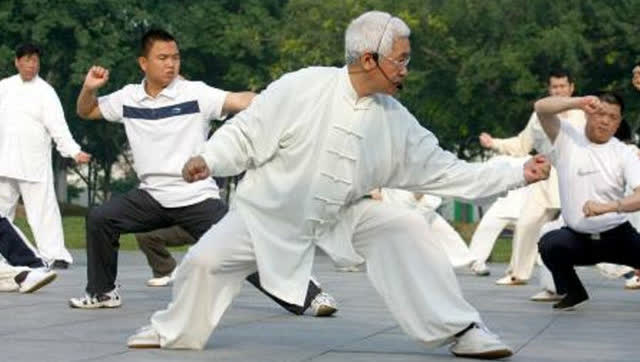 杨氏太极八段锦，调身治病，强健筋骨