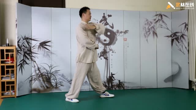 八卦掌六十四掌之恶虎扒心练法与用法